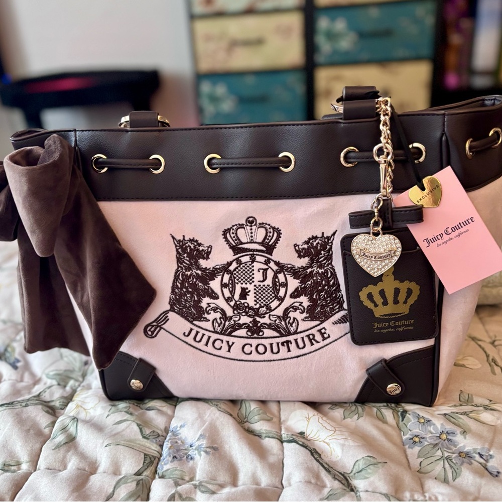Juicy Couture Crystal Pink and Chocolate Brown Scotty Dog Crest Daydreamer Tote